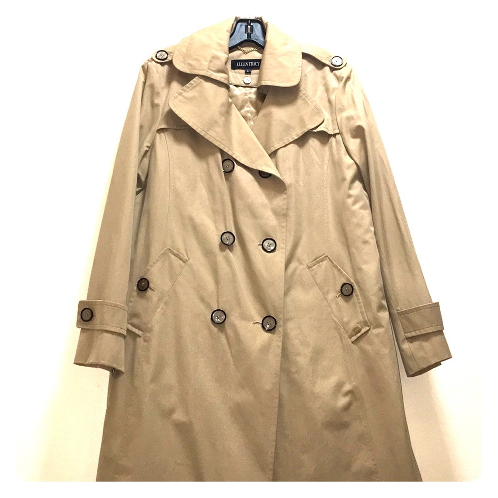 Ellen Tracy trench 🧥